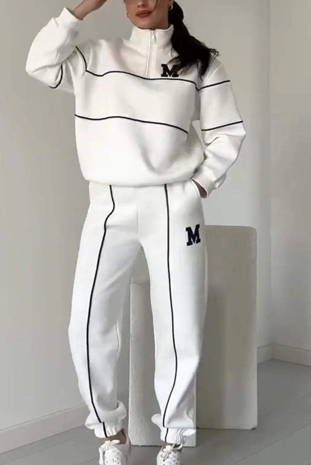 2-Piece Pullover Sweatpants Set